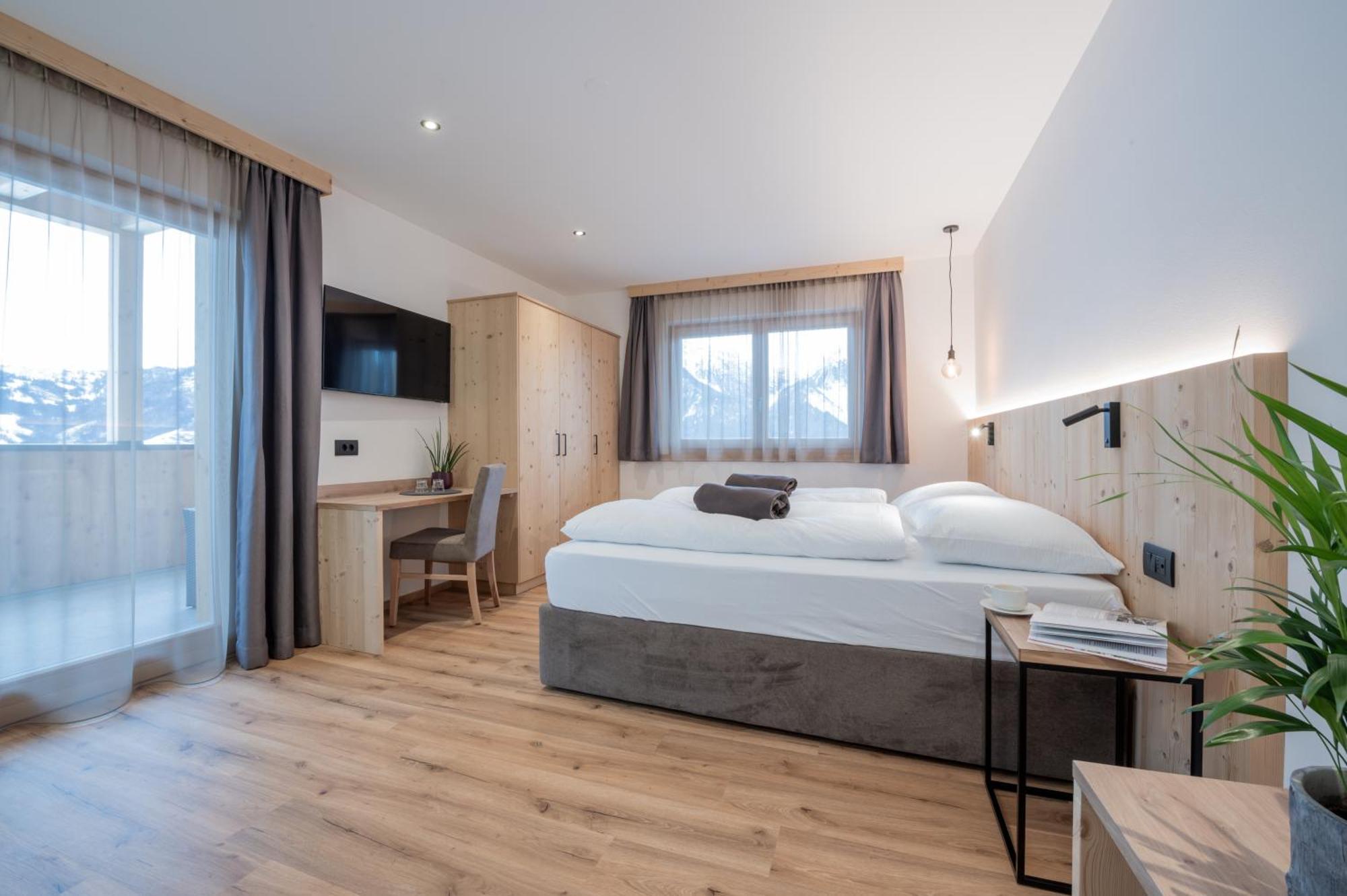 Rifugio La Hotel St. Vigil